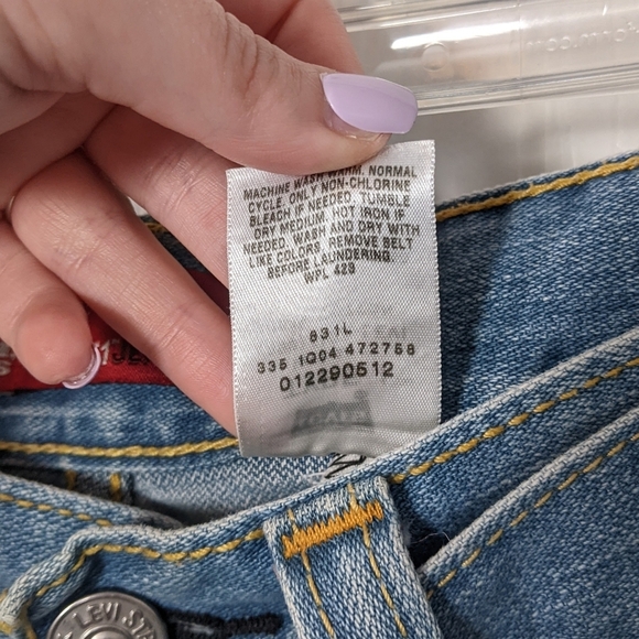 Retro Levi's Type 1 Y2K Belted Denim Light Wash Mini Pencil Skirt Size Small - Picture 10 of 10